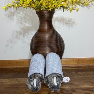Brand New P.J. Salvage Gray Sweater Slippers Lined Inside With Faux Fur Size M/L